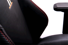 Load image into Gallery viewer, Secretlab TITAN 2018 SoftWeave™
